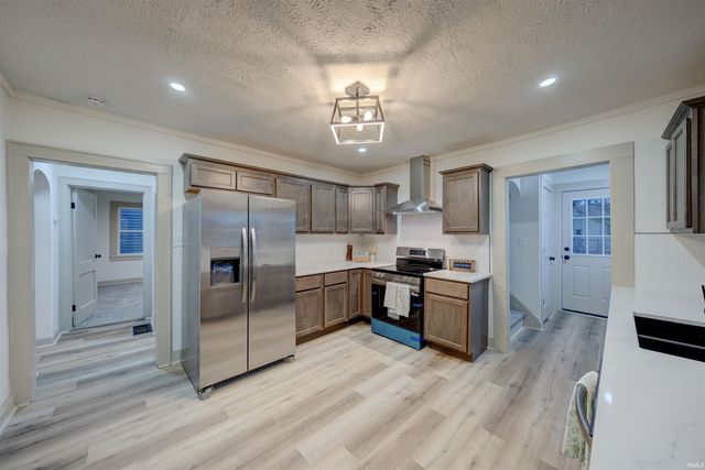 742 E Powell Avenue, Evansville, IN 47713