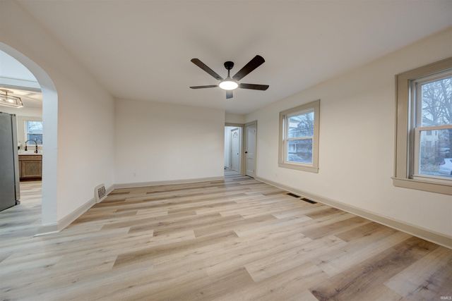 742 E Powell Avenue, Evansville, IN 47713