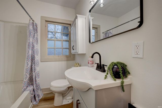 742 E Powell Avenue, Evansville, IN 47713