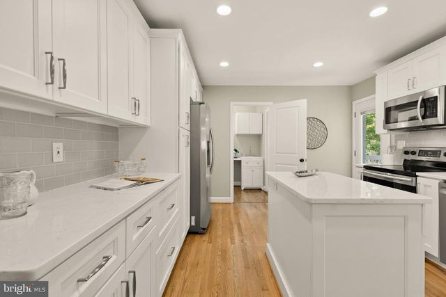 10210 CARROLL PL, Kensington, MD 20895