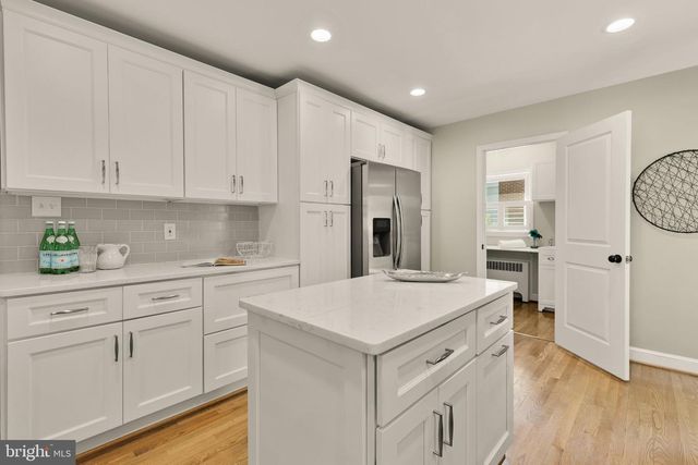 10210 CARROLL PL, Kensington, MD 20895