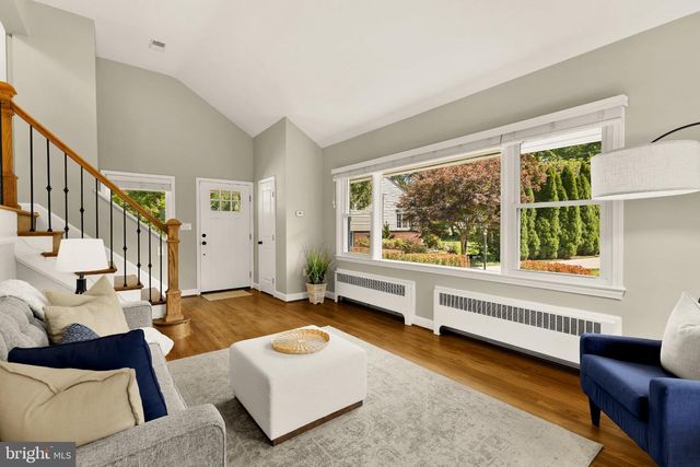 10210 CARROLL PL, Kensington, MD 20895