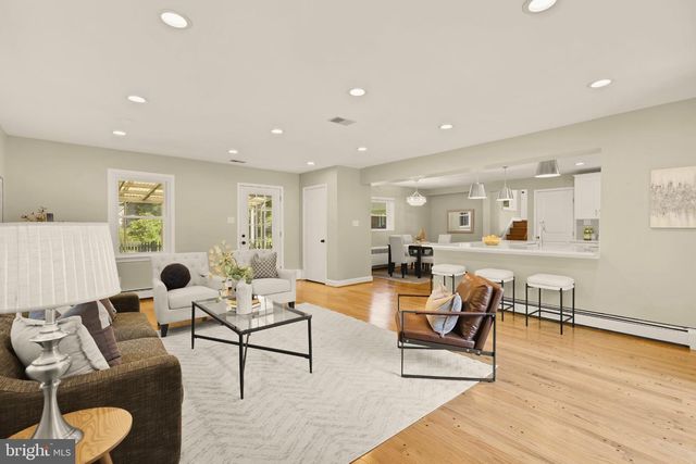 10210 CARROLL PL, Kensington, MD 20895