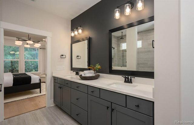 1589 Firefly Trail, Milford, MI 48381