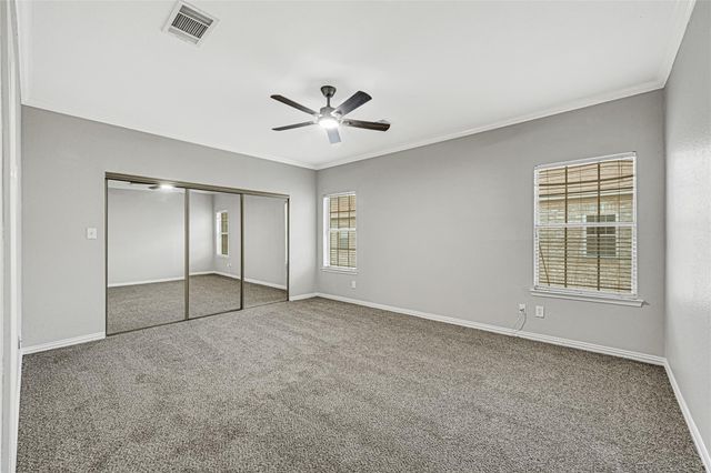 17487 Red Oak Drive 7487, Houston, TX 77090