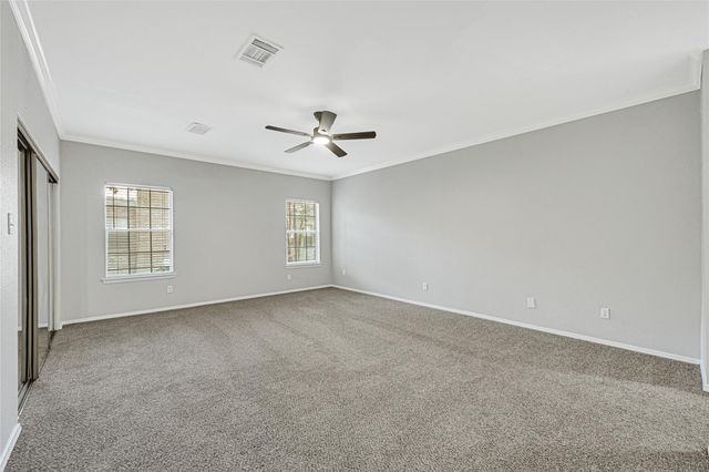 17487 Red Oak Drive 7487, Houston, TX 77090