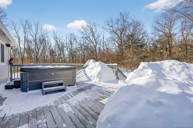 23 Briar Patch Lane, Clinton Corners, NY 12514