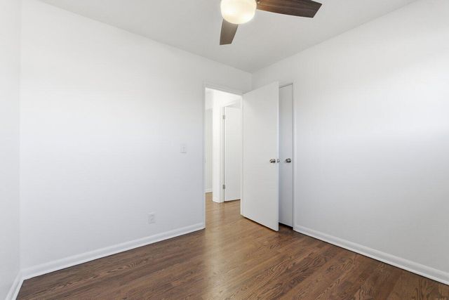 4326 N 15TH Street, Carter Lake, IA 51510