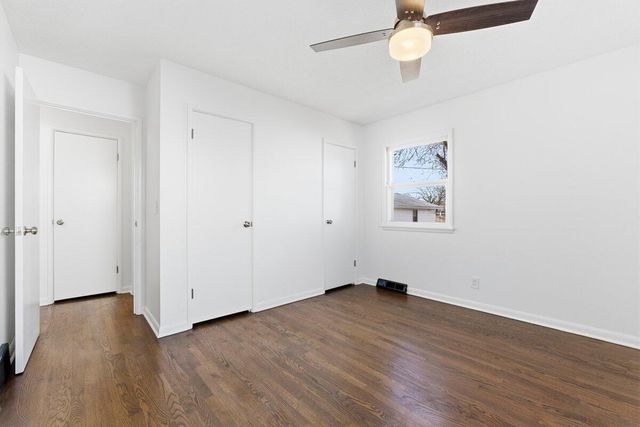 4326 N 15TH Street, Carter Lake, IA 51510