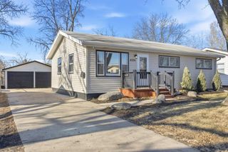 4326 N 15TH Street, Carter Lake, IA 51510