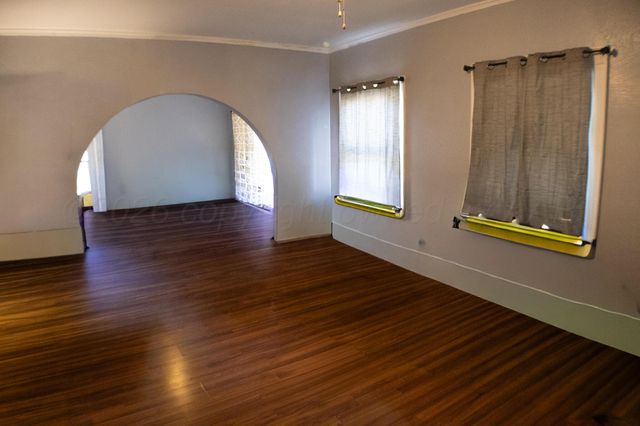 620 Waldron Street, Mclean, TX 79057