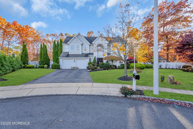 138 Nobility Court, Toms River, NJ 08755
