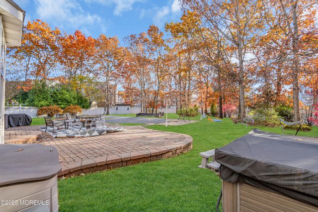 138 Nobility Court, Toms River, NJ 08755