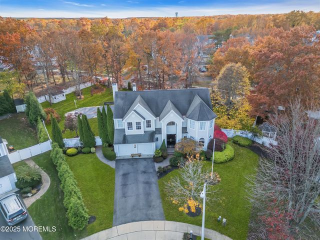 138 Nobility Court, Toms River, NJ 08755