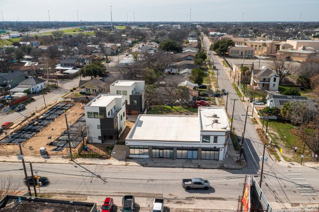 2601 S Flores, San Antonio, TX 78204