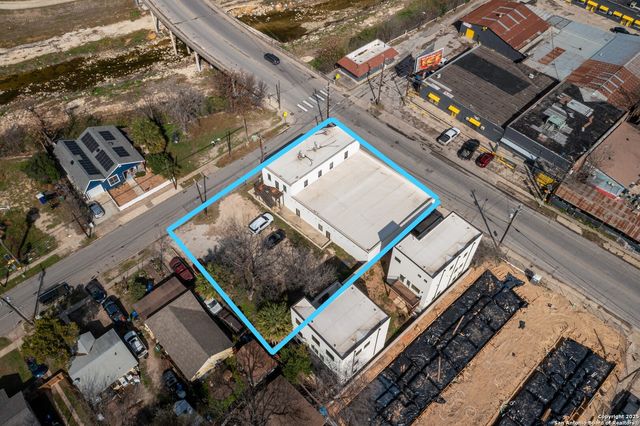 2601 S Flores, San Antonio, TX 78204