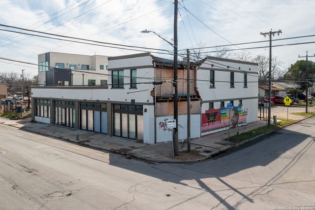 2601 S Flores, San Antonio, TX 78204