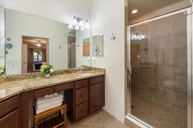 5614 PALMER CIRCLE 204, Lakewood Ranch, FL 34211