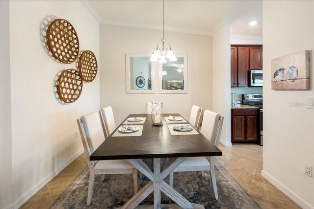 5614 PALMER CIRCLE 204, Lakewood Ranch, FL 34211