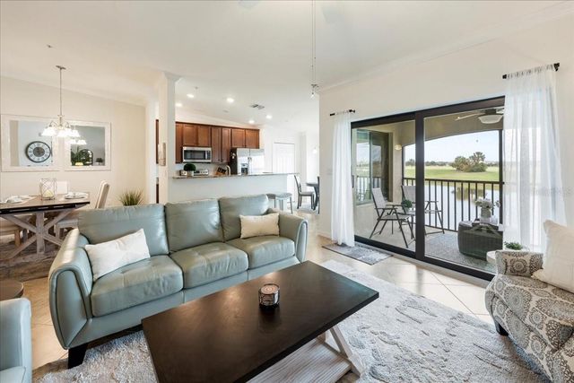 5614 PALMER CIRCLE 204, Lakewood Ranch, FL 34211