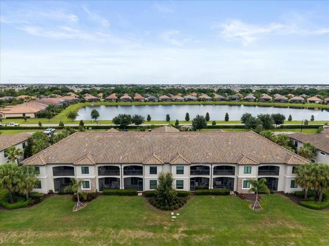 5614 PALMER CIRCLE 204, Lakewood Ranch, FL 34211