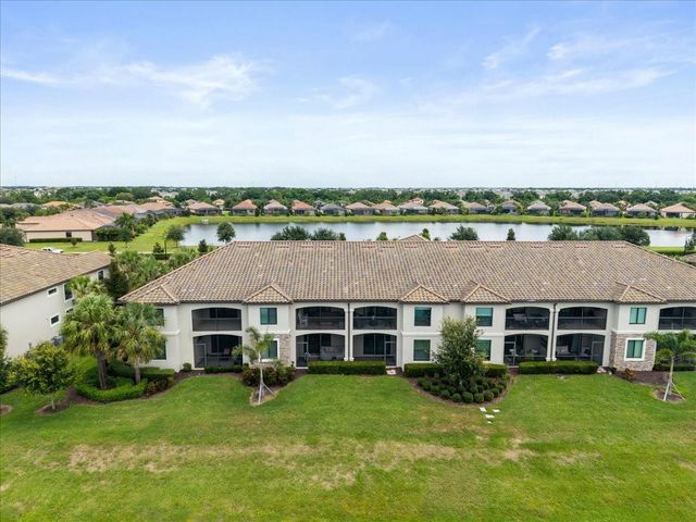 5614 PALMER CIRCLE 204, Lakewood Ranch, FL 34211