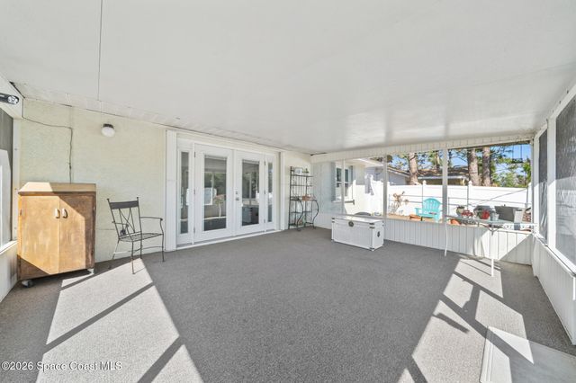 853 Lamplighter Drive NW, Palm Bay, FL 32907