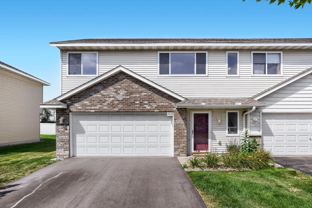 4024 Blakewood Drive, Shakopee, MN 55379 — exterior