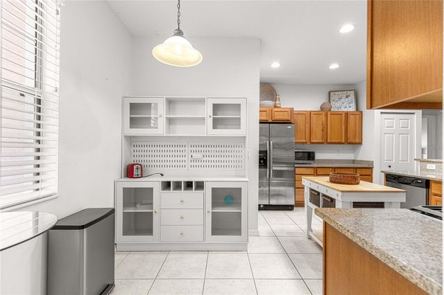 9317 SW 94TH LOOP, Ocala, FL 34481