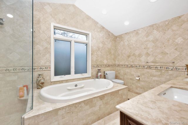 1013 SOUTH END, Woodmere, NY 11598