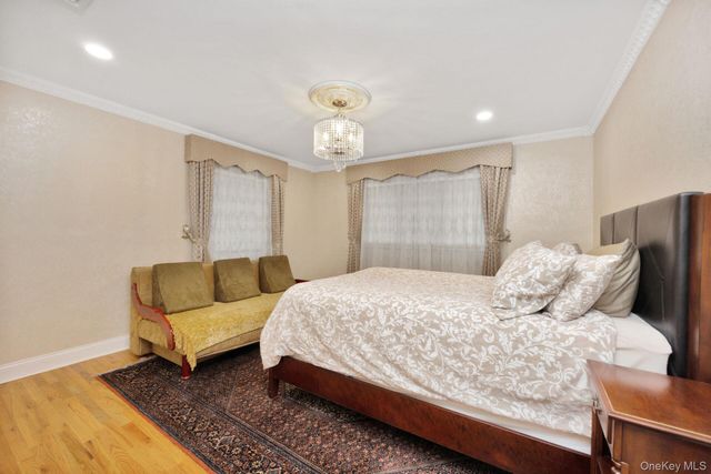 1013 SOUTH END, Woodmere, NY 11598