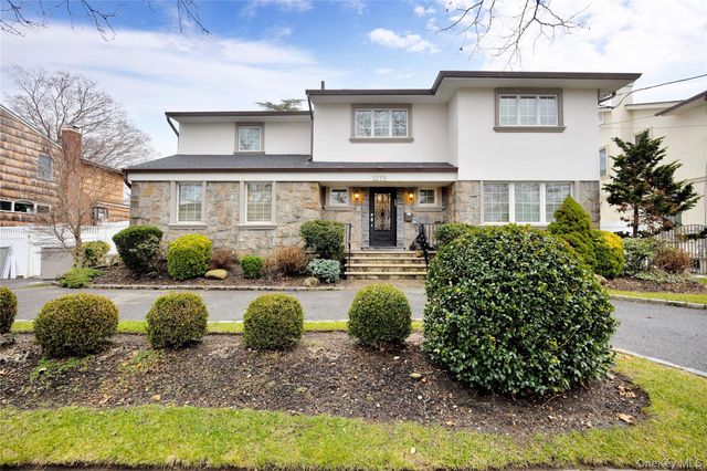 1013 SOUTH END, Woodmere, NY 11598