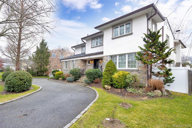 1013 SOUTH END, Woodmere, NY 11598