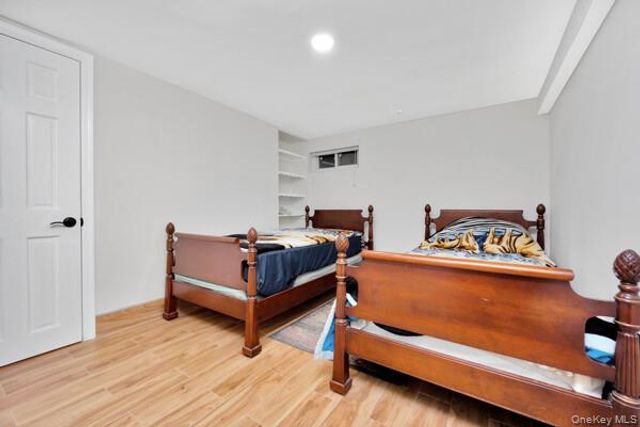 1013 SOUTH END, Woodmere, NY 11598