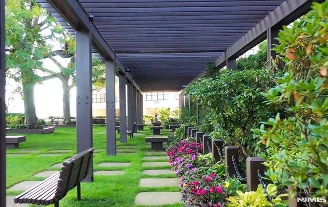 7002 Boulevard East 6B, Guttenberg, NJ 07093