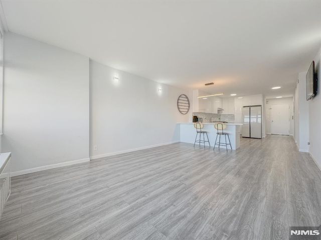 7002 Boulevard East 6B, Guttenberg, NJ 07093