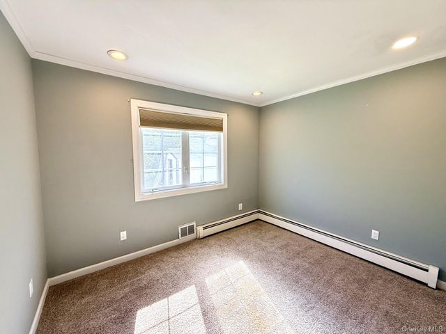 4 Longbow Lane, South Setauket, NY 11720