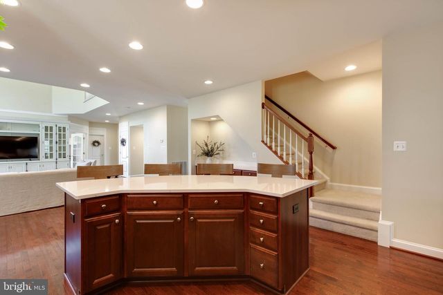 8734 WETHERED DR, Ellicott City, MD 21043