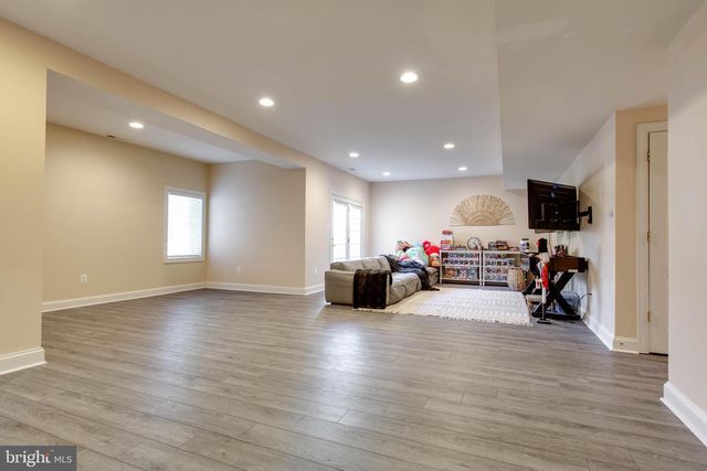 8734 WETHERED DR, Ellicott City, MD 21043