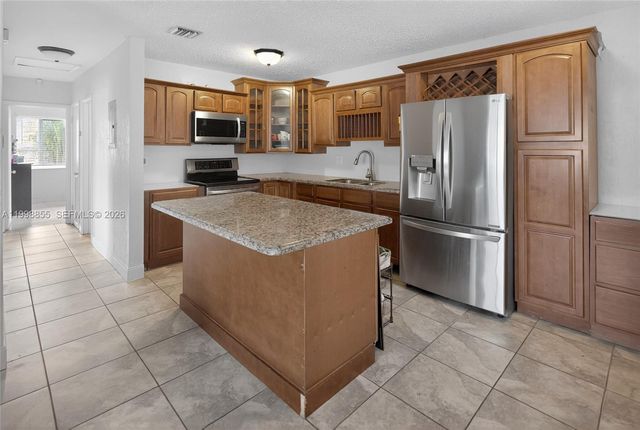 1560 NW 130th St, North Miami, FL 33167