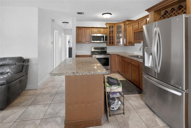 1560 NW 130th St, North Miami, FL 33167