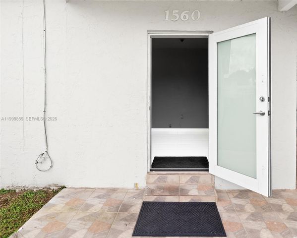 1560 NW 130th St, North Miami, FL 33167