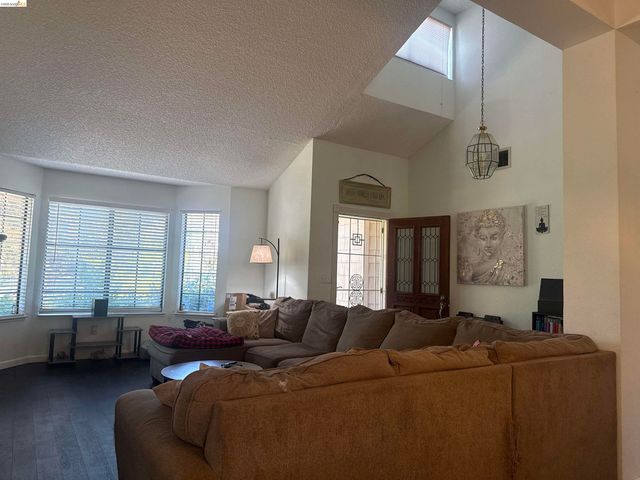 2838 BELLFLOWER DRIVE, Antioch, CA 94531