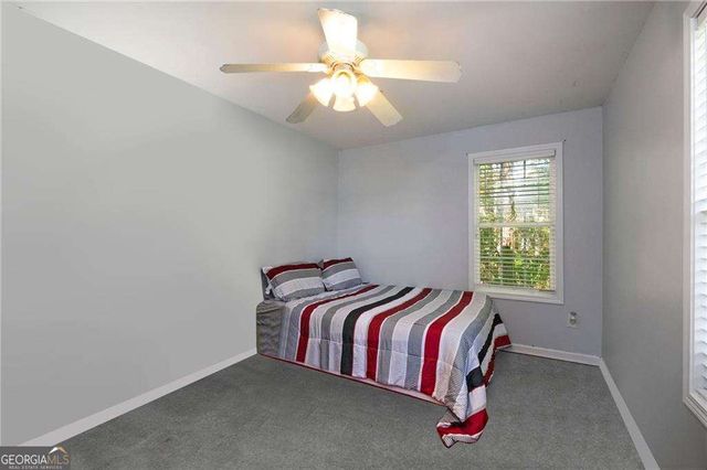 16 Mill Rock Drive NW, Cartersville, GA 30121