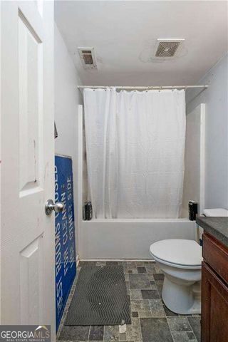 16 Mill Rock Drive NW, Cartersville, GA 30121