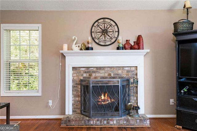 16 Mill Rock Drive NW, Cartersville, GA 30121