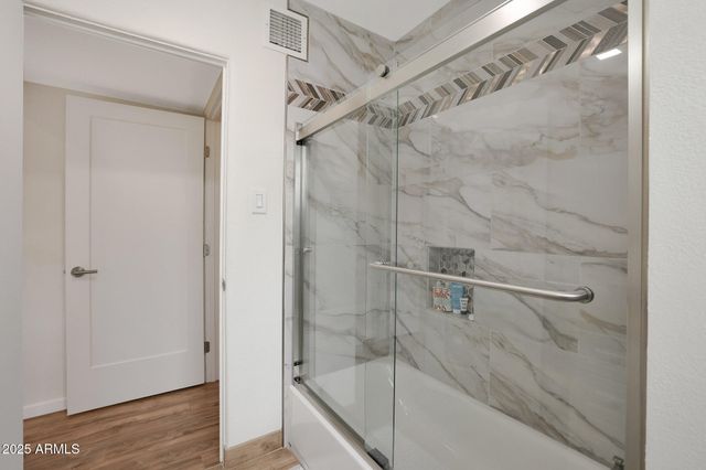 2226 E FAIRMOUNT Avenue, Phoenix, AZ 85016