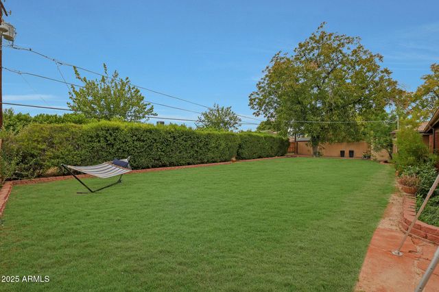 2226 E FAIRMOUNT Avenue, Phoenix, AZ 85016