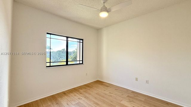 2806 Veronia Dr 303, Palm Beach Gardens, FL 33410