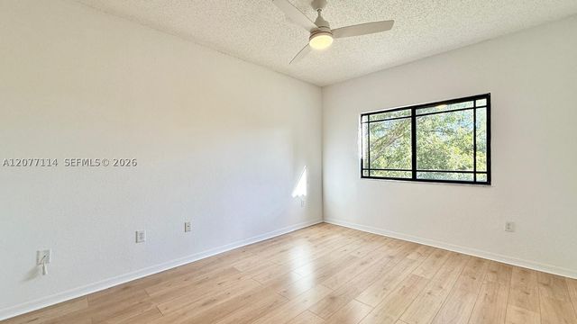 2806 Veronia Dr 303, Palm Beach Gardens, FL 33410
